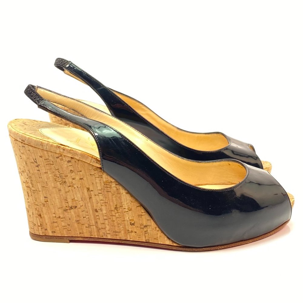 🌷❤️🔥FINAL SALE 🔥 NO OFFERS🌷💥Christian Louboutin Patent Wedges 35.5 - Picture 1 of 6